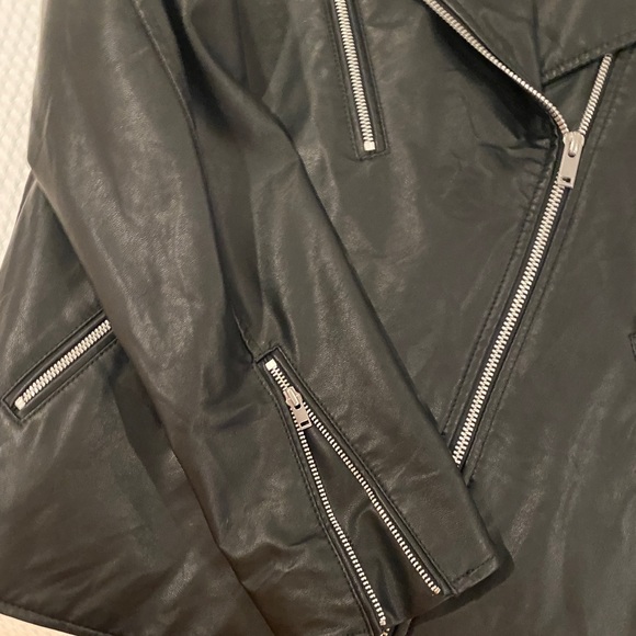 UNIQLO Faux Leather Jacket - Picture 4 of 5
